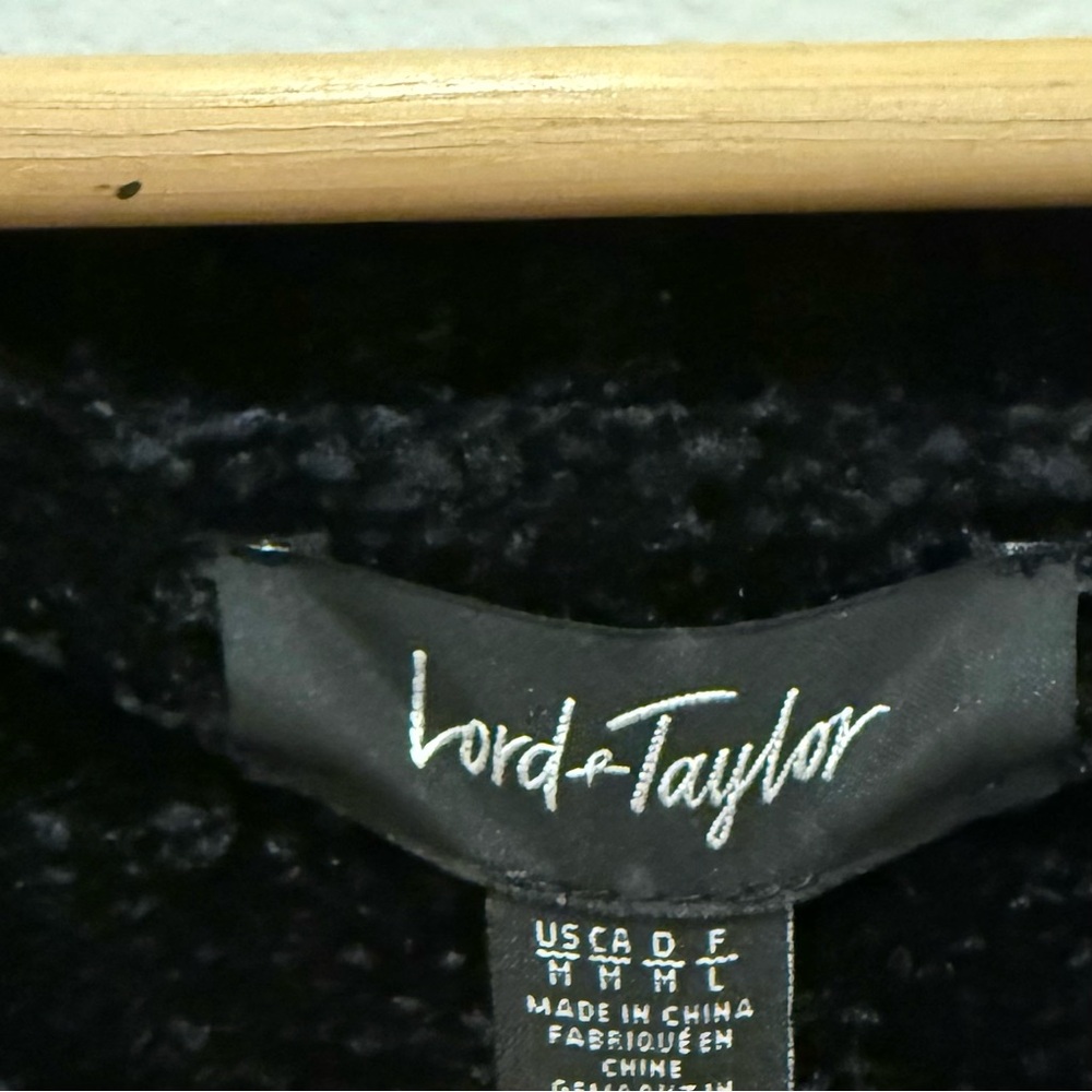 Lord & Taylor black chenille oversized sweater - Picture 4 of 6
